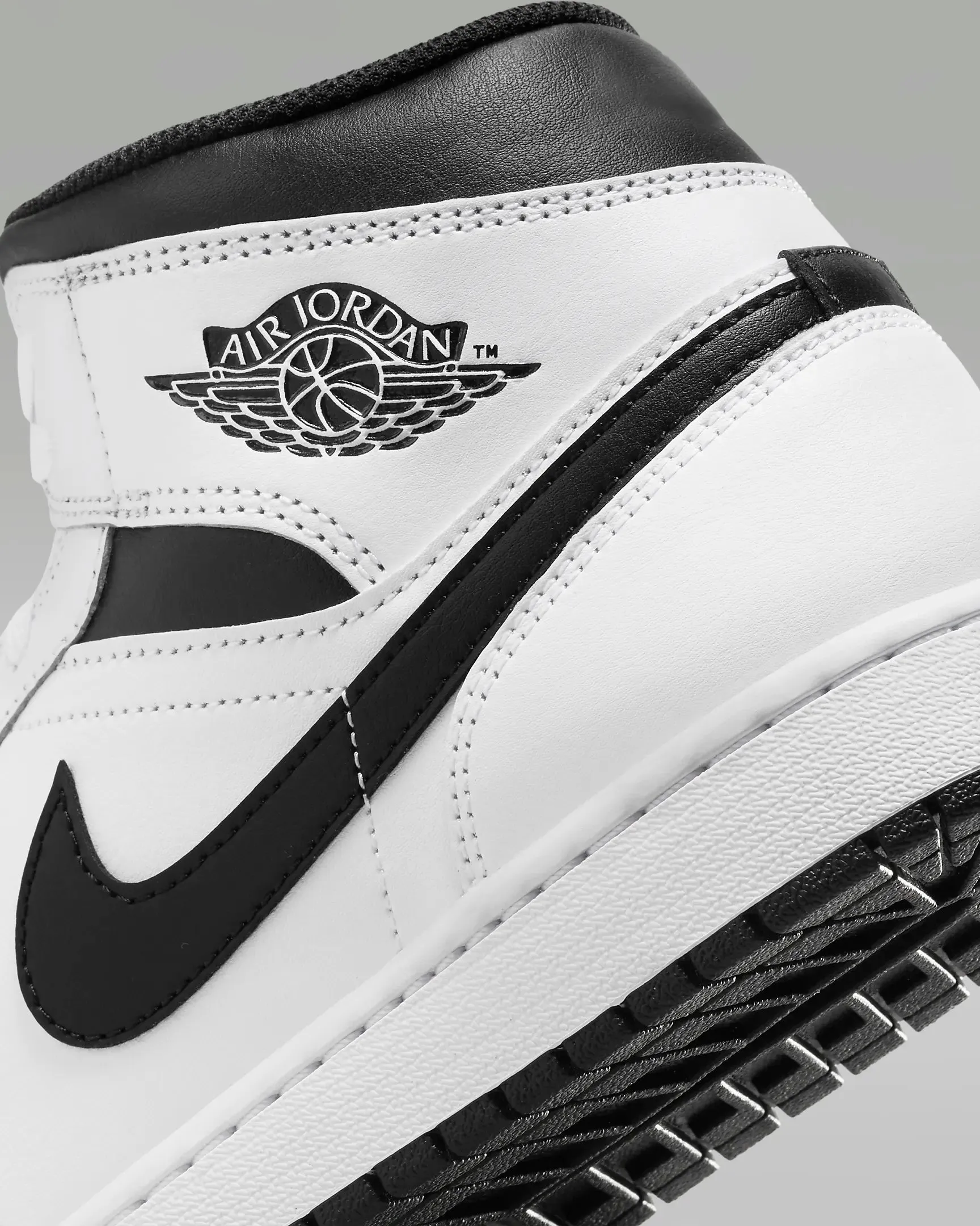 Air Jordan 1 Mid Lifestyle Shoes