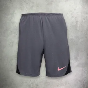 Nike Strike Shorts Pink/Black